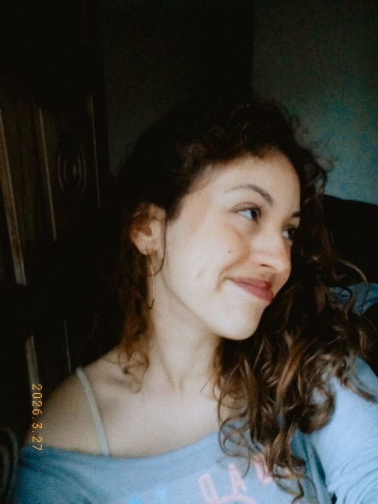 Registro da trajetória de Júlia Ramalho